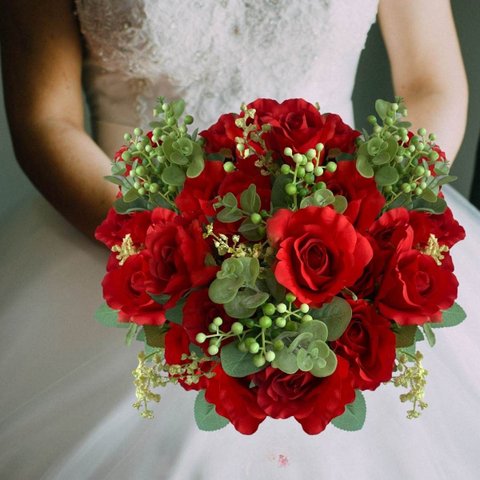 Kit 4 Buques de Rosas Artificiais com Rosas e Folhagens Cor:vermelho