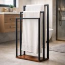 Ver imagem 1 de Suporte Porta Toalha Triplo de Chão para Banheiro Lavabo com Base em Madeira