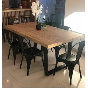 Mesa Estilo/modelo Industrial 1,80 X 0,90 (somente a Mesa)