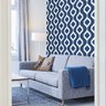Papel de parede para sala marroquino azul escuro e branco - 1