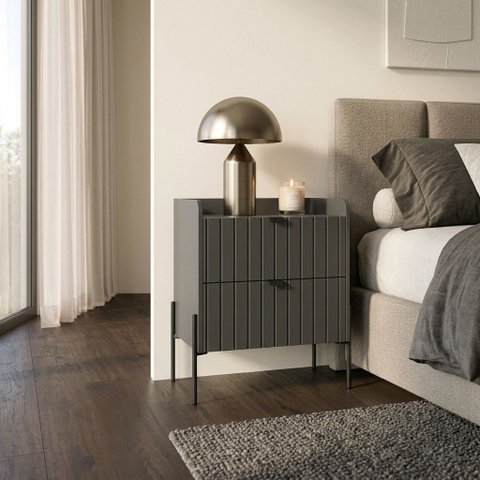 Mesa de Cabeceira Moriah 60cm Grafite Luxo MDF Ripado Industrial Pés Ferro Preto
