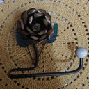 Ver mais imagens de Kit 3 Peças para Banheiro com Flores em Ferro:marron