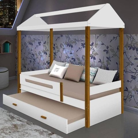 Cama casa montessoriana com auxiliar Sara Branco e Mel Solteiro