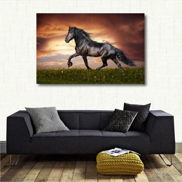 Quadro decorativo Cavalo Preto no Campo Pulando