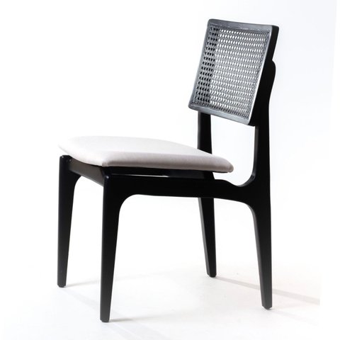 Cadeira de Madeira Zaya Preta Encosto Tela Sextavada Preta Assento Estofado