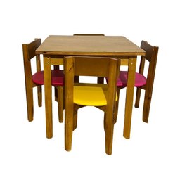 Conjunto Infantil Mesa com 4 Cadeirinhas Estofadas Cor:colorida - 8