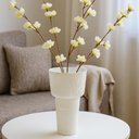 Ver imagem 2 de Vaso em Vidro Branco Decorativo P 33x21cm