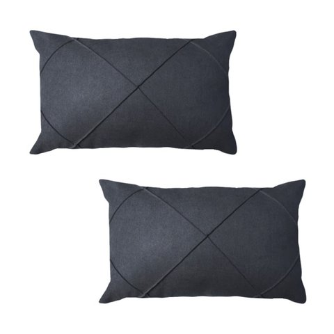 Kit 2 Capas para Almofada Drapeada em Veludo Retangular Cinza Chumbo