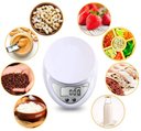 Ver imagem 4 de Balança De Cozinha Alimentos Digital De Precisão 1g Até 5kg Visor LCD C/ Copo Medidor Graduado p/ Li