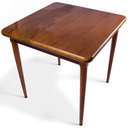 Ver imagem 3 de Mesa Quadrada 80x80 Cm com 3 Cadeiras de Madeira para Cozinha - Laminado Imbuia