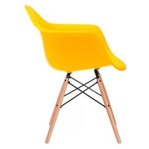 Kit 2 Cadeiras Charles Eames Eiffel com Braço Amarelo Polipropileno Cozinha Área de Lazer Recepção