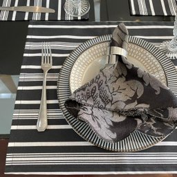 Kit 6 Guardanapo em Jacquard Preto e Cru 40x40cm - 2