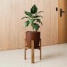 Suporte Legs para Vaso Cachepot em Madeira Pinus 40cm com Vaso de Plantas Marrom - 1
