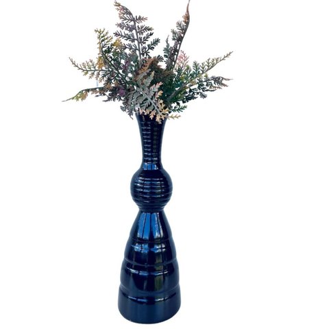 Decoração sala vaso preto alto moderno brilho com planta