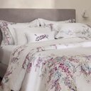 Ver imagem 1 de Jogo de Cama Queen 300 Fios Villa Lysis - Trussardi Estamparia Digital
