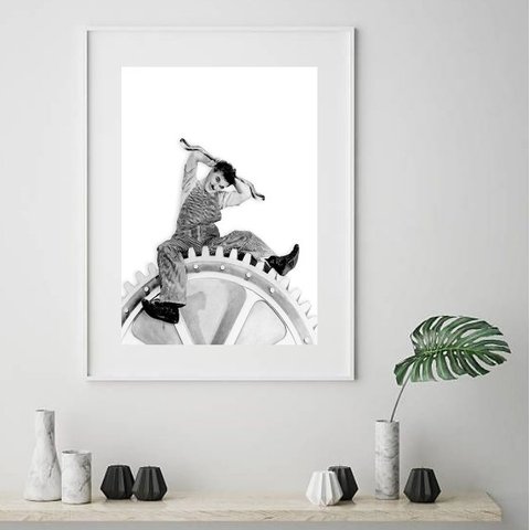 Quadro Charlie Chaplin Engrenagem - 60x48cm:madeira Preta