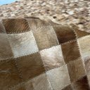 Ver imagem 3 de Tapete de Couro Marrom 2,00x3,00 sem Borda Quadros 5x5cm