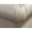 Ver mais imagens de Sofá Chesterfield de Couro 3 Lugares - Avelã