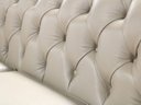 Ver imagem 7 de Sofá Chesterfield de Couro 3 Lugares - Avelã