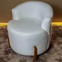 Ver imagem 6 de Poltrona Orgânica Pé de Madeira para Sala Confortável e Reforçada Bouclé