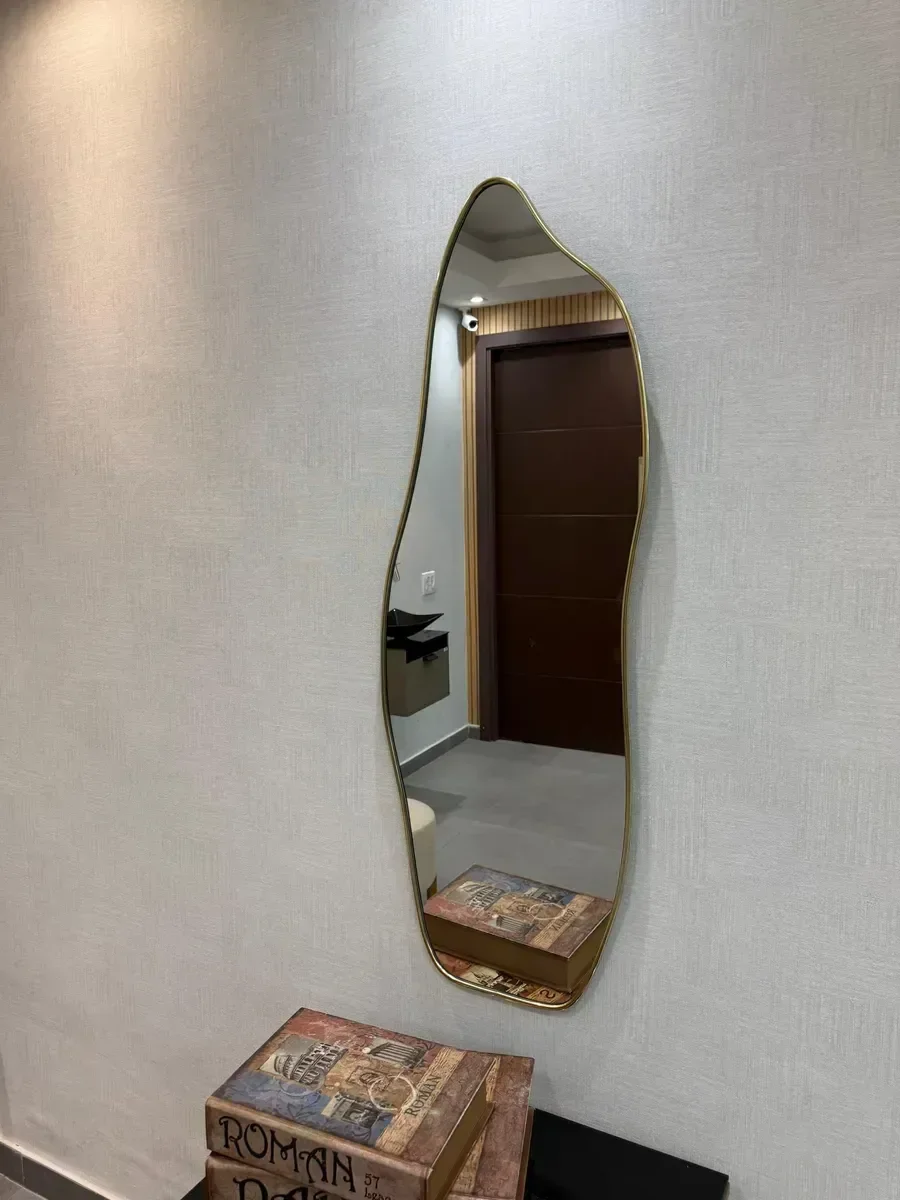 Ver imagem 4 de Espelheira Organico 115x40 E06 Mold/flex Dourado