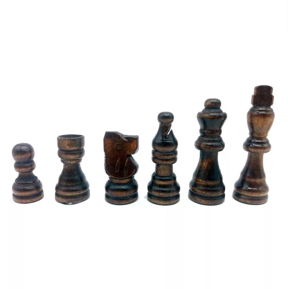 Jogo Xadrez e Dama de madeira tabuleiro dobrável 29 x 29 cm na Americanas  Empresas