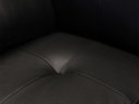 Ver imagem 5 de Sofá de Couro Marselha 2 Lugares - Preto