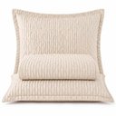 Ver imagem 2 de Kit Cobre Leito Elegance Queen Percal 300 Fios Colcha Matelassê Plissado 3 Peças Bege