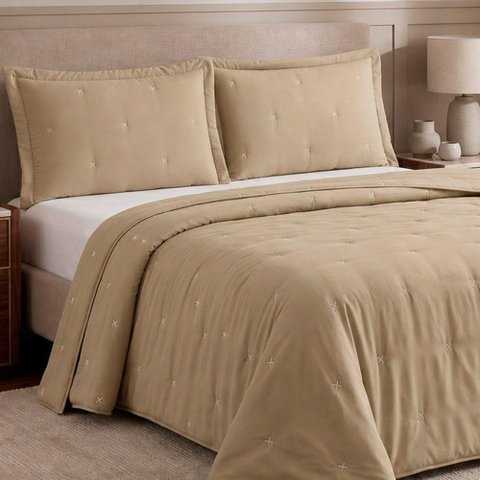 Kit Cobre Leito Colcha Fenix Queen 3 Peças Percal 300 Fios Matelasê Marrom Clara Luz Decora