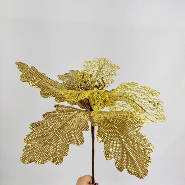 Bico de Papagaio Dourada Decoração Natal Luxo Flor 33x25cm | MadeiraMadeira