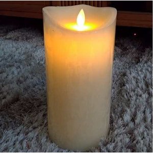 2 Velas De Led Gigante Parafina Chama Viva - Altura 20 Cm