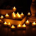 Ver imagem 2 de Kit com 12 Velas de Led Cor Amarelo - Baterias Inclusas