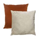 Ver imagem 1 de Kit 2 Capas para Almofada em Veludo Liso Quadrada 60x60 Cor:bege e Terracota