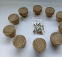 Ver imagem 1 de Kit 10 Unid. Puxadores para Gavetas e Portas Modelo P3 4cm Freijo c/ Verniz