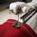 Ver imagem 2 de Máquina de Costura de Mão Prática Barra de Calça e Ajustes
