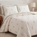 Ver imagem 2 de Kit Cobre Leito Charme Casal Percal 300 Fios Colcha Bordado Floral Localizado 3 Peças Verde
