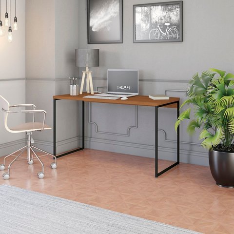 Escrivaninha 136cm Industrial Tampo Base Metálica Canela e Preto Fosco Marrom