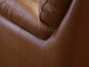 Ver imagem 4 de Sofá de Couro Marselha 3 Lugares - Conhaque com Brilho