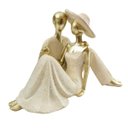 Ver imagem 1 de Enfeite Casal Sentado Pérola Decorativo Topo Bolo 14x21cm