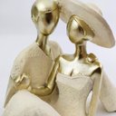 Ver imagem 4 de Enfeite Casal Sentado Pérola Decorativo Topo Bolo 14x21cm