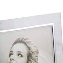 Ver mais imagens de Porta Retrato Vidro Reto Prime Borda Prata 10x15 Vertical – Tuut