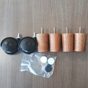 Ver imagem 4 de Kit 6 Pés para Cama Box de Solteiro 4 Fixos e 2 Rodízios Mel