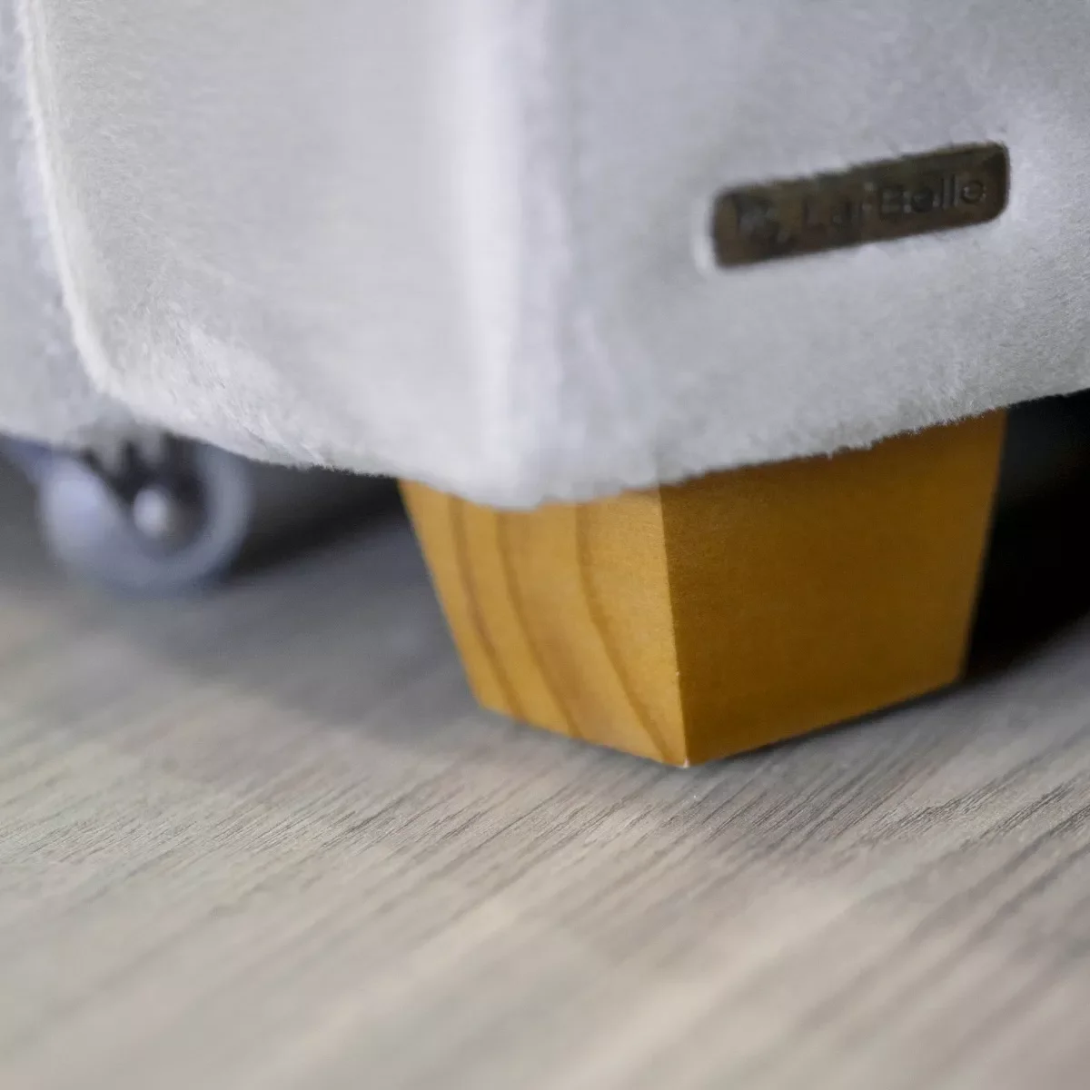 Ver imagem 4 de Poltrona Cama Solteiro Assento Dobrável Veludo Bege Sleep - Harmônica Móveis