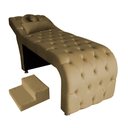 Ver imagem 1 de Maca Estética Capitonê com Escada e Almofada Veludo Dourado - Ninho Decor