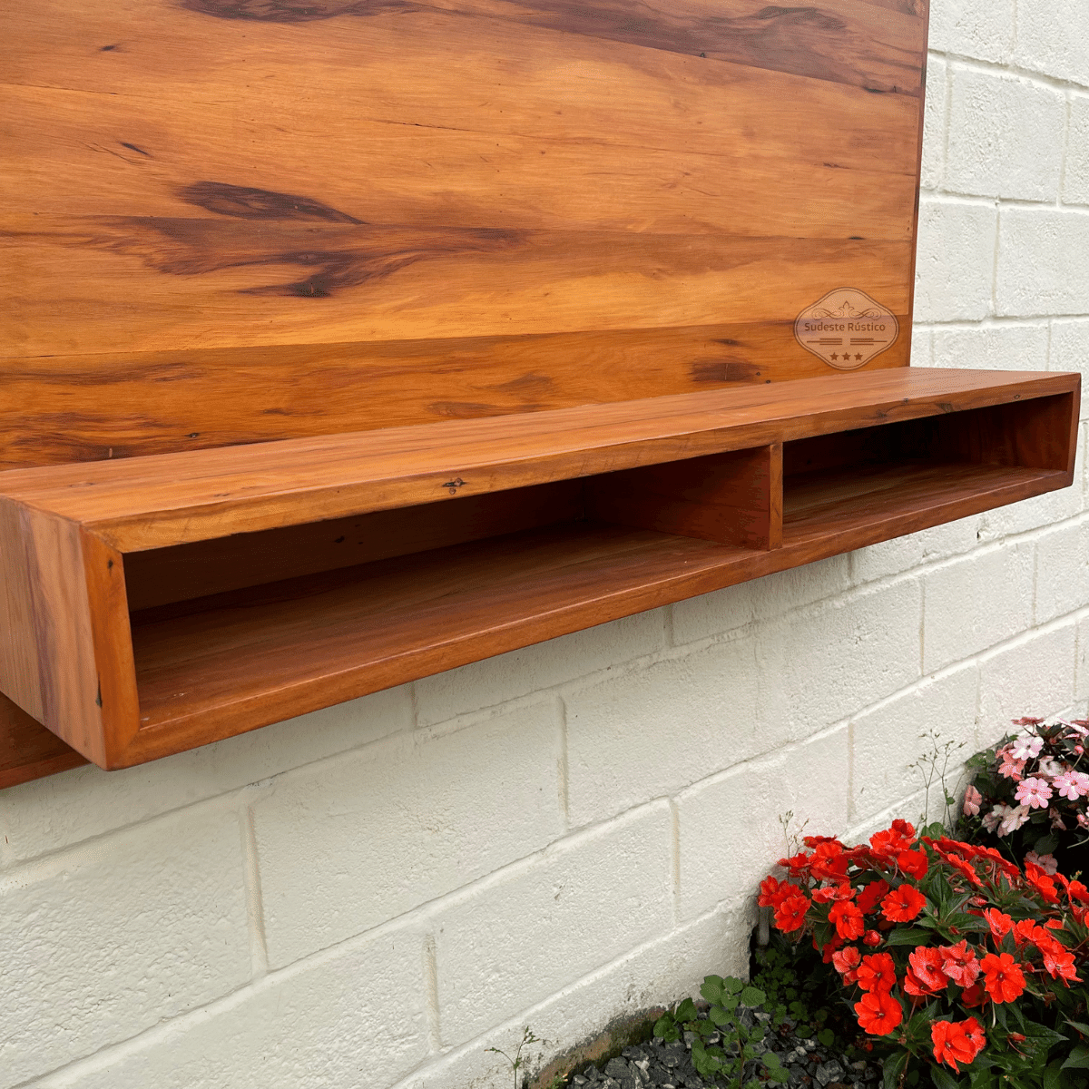 Painel em Madeira de Demolição 133 X 133 com Prateleira e Nicho Peroba Rosa Sudeste Rústico - 3