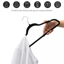 Ver imagem 4 de Kit 100 Cabides Premium Veludo Rrister Adulto Slim Antideslizante para Closet Organizado