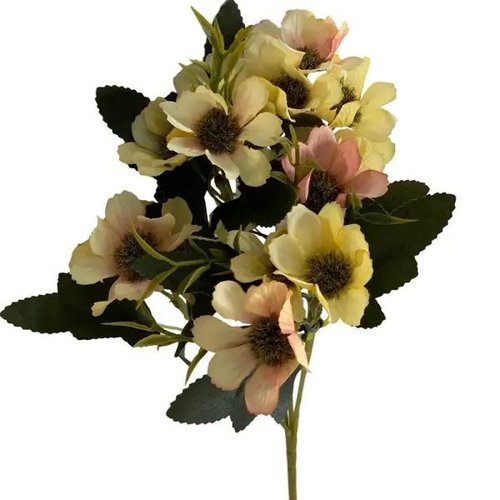 Flores Artificiais Kit com 8 Buques de Mini Margaridas Para Decoração na  Garrafa - No Atacado | MadeiraMadeira