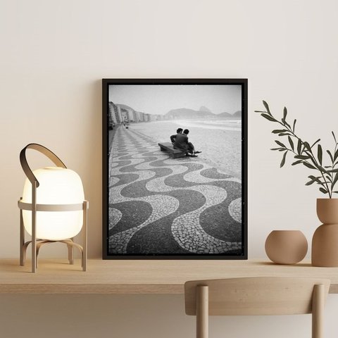 Quadro Foto Rio de Janeiro Antigo Casal Copacabana 24x18cm - com Vidro:madeira Branca