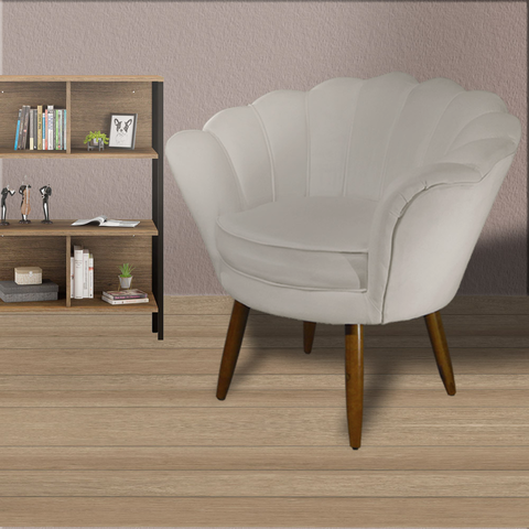 Poltrona Decorativa Estofada Para Quarto Closet Pétala Suede Bege - LM DECOR