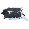 Tapete de Couro de Boi. Pele Bovina Natural. 1,80 x 2,00 M. Preto e Branco. P976C - 1